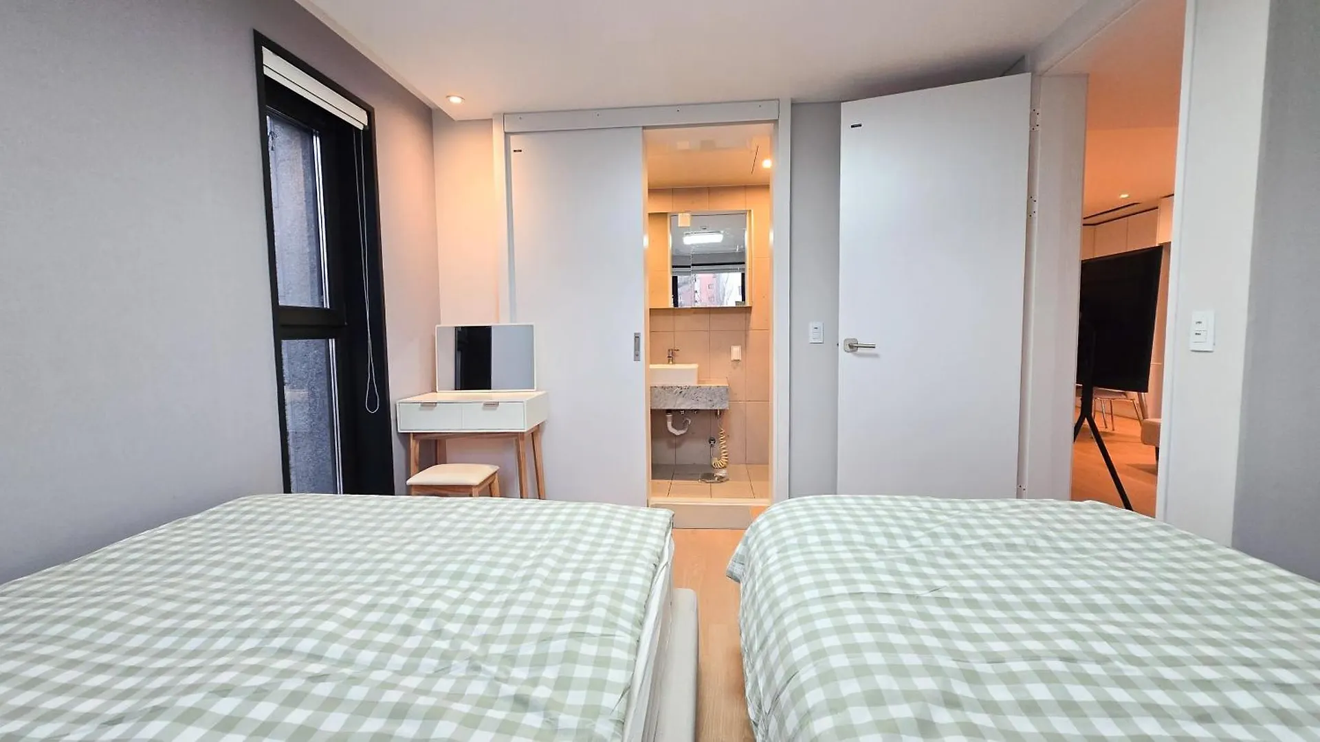 West House Hotel Incheon Guest house